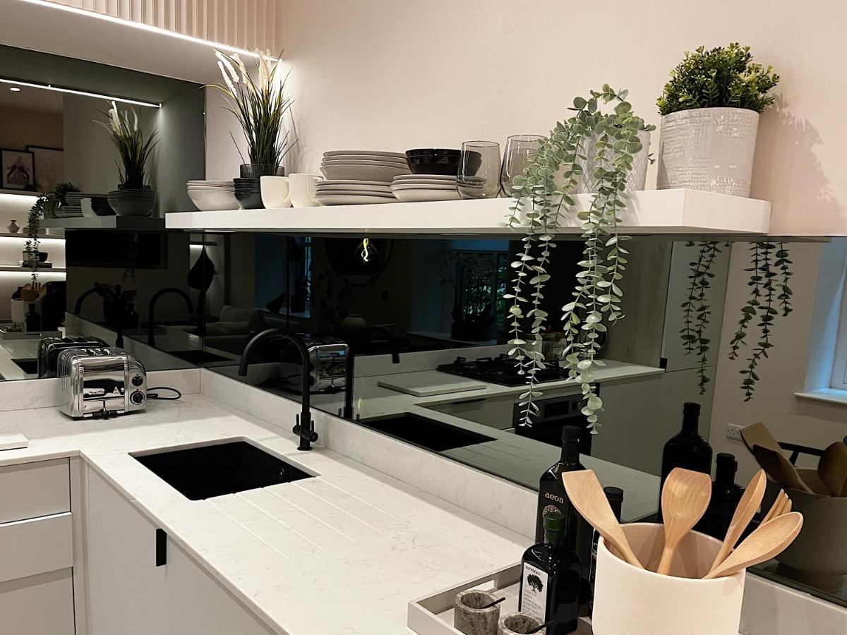 Luxury 2 Bedroom Flat In Central Todmorden Bagian luar foto
